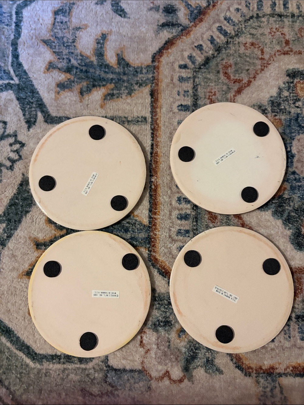 Vintage Ceramic Christmas Coaster Set -4 coasters. - Picture 2 of 3